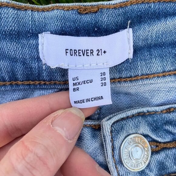 Forever 21 Skinny Ankle Cropped Capri Jeans Size 20 - Picture 3 of 4